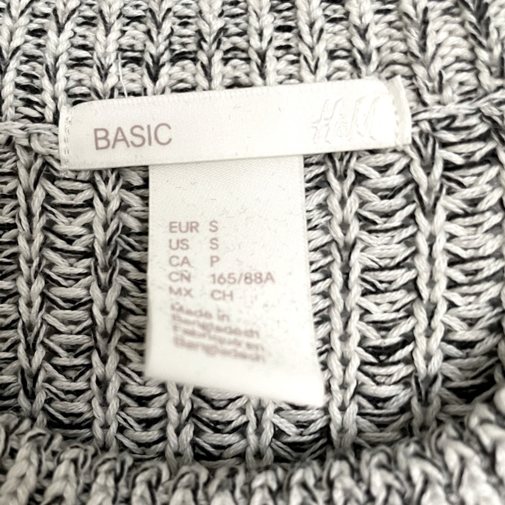 H&M Basic Sweater - Picture 4 of 4